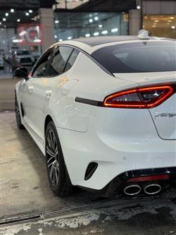 کیا ستینگەر